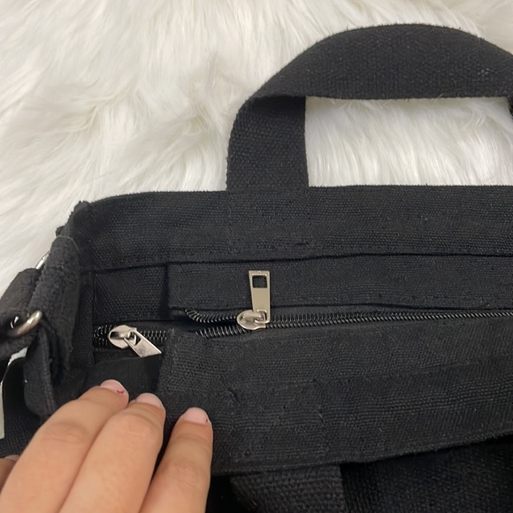 Canvas Sling bag - Picture 11 of 12